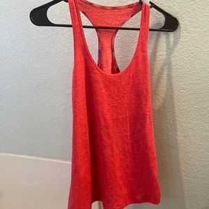 Lululemon size 8 salmon/red/orange razorback tank